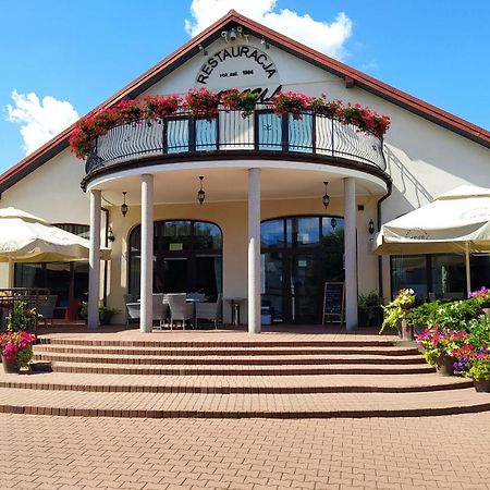 Restauracja Kargul Noclegi Leczyca Exterior photo